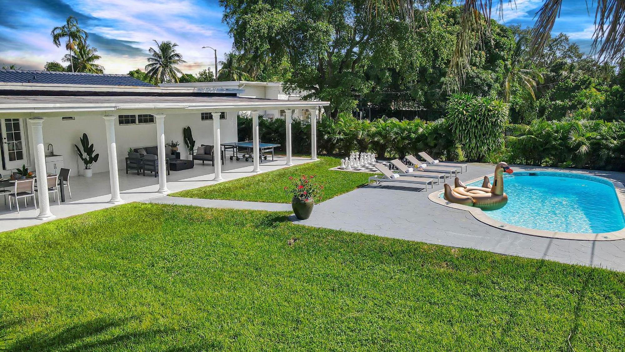 Villa New Tropical Oasis Retreat In Miami Exterior foto