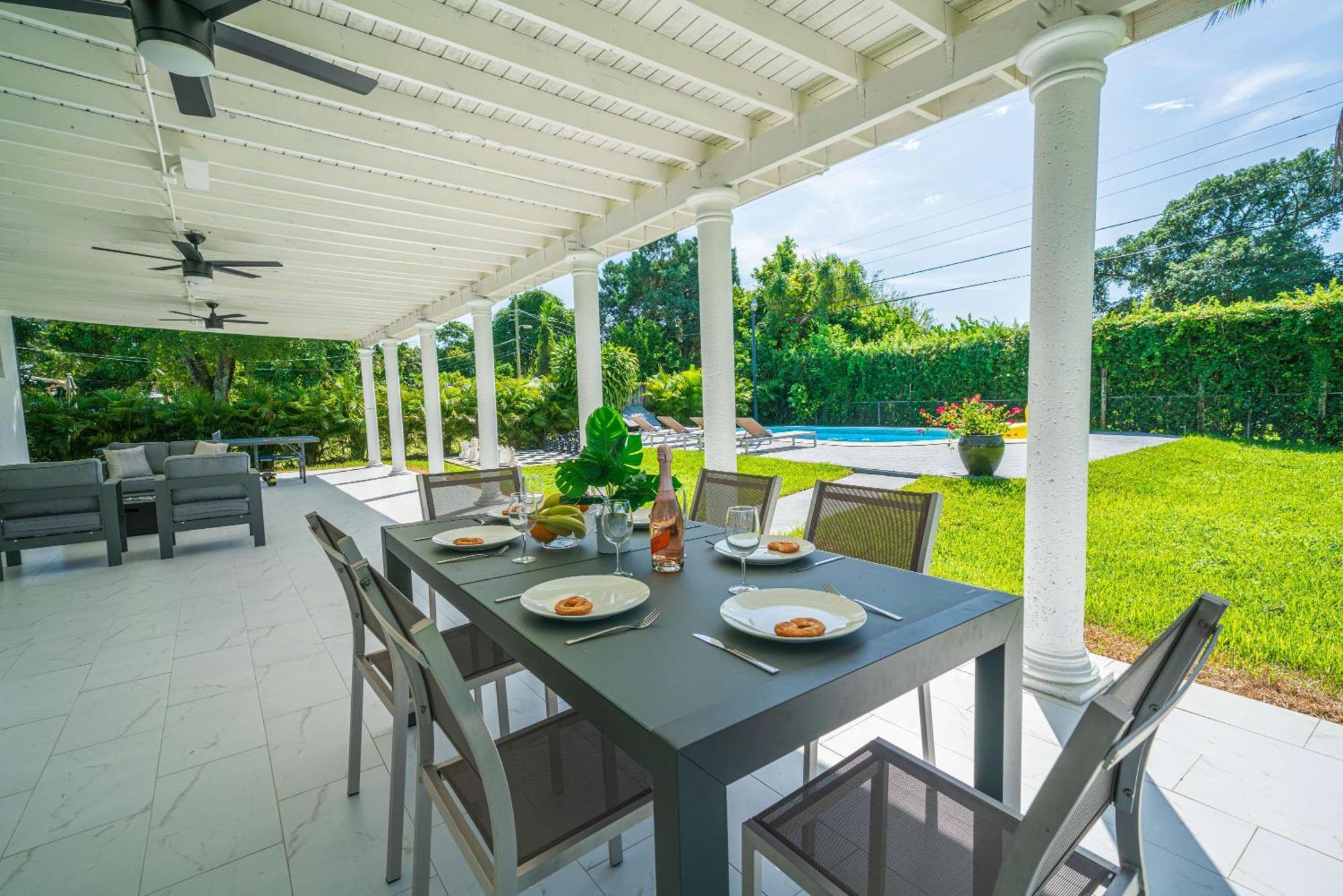 Villa New Tropical Oasis Retreat In Miami Exterior foto