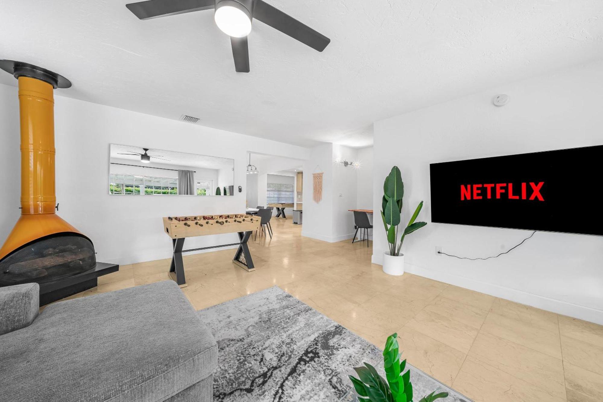 Villa New Tropical Oasis Retreat In Miami Exterior foto