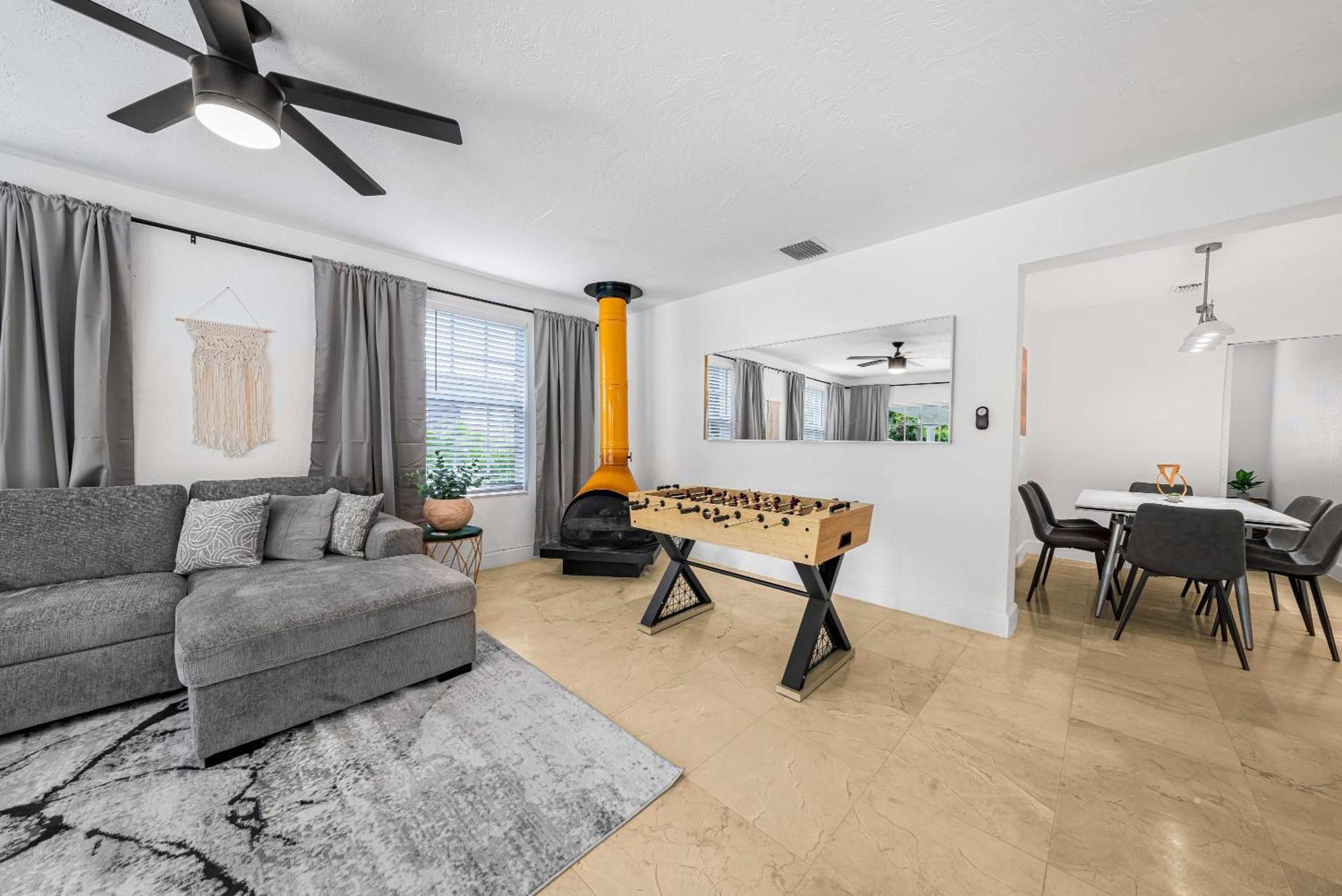 Villa New Tropical Oasis Retreat In Miami Exterior foto