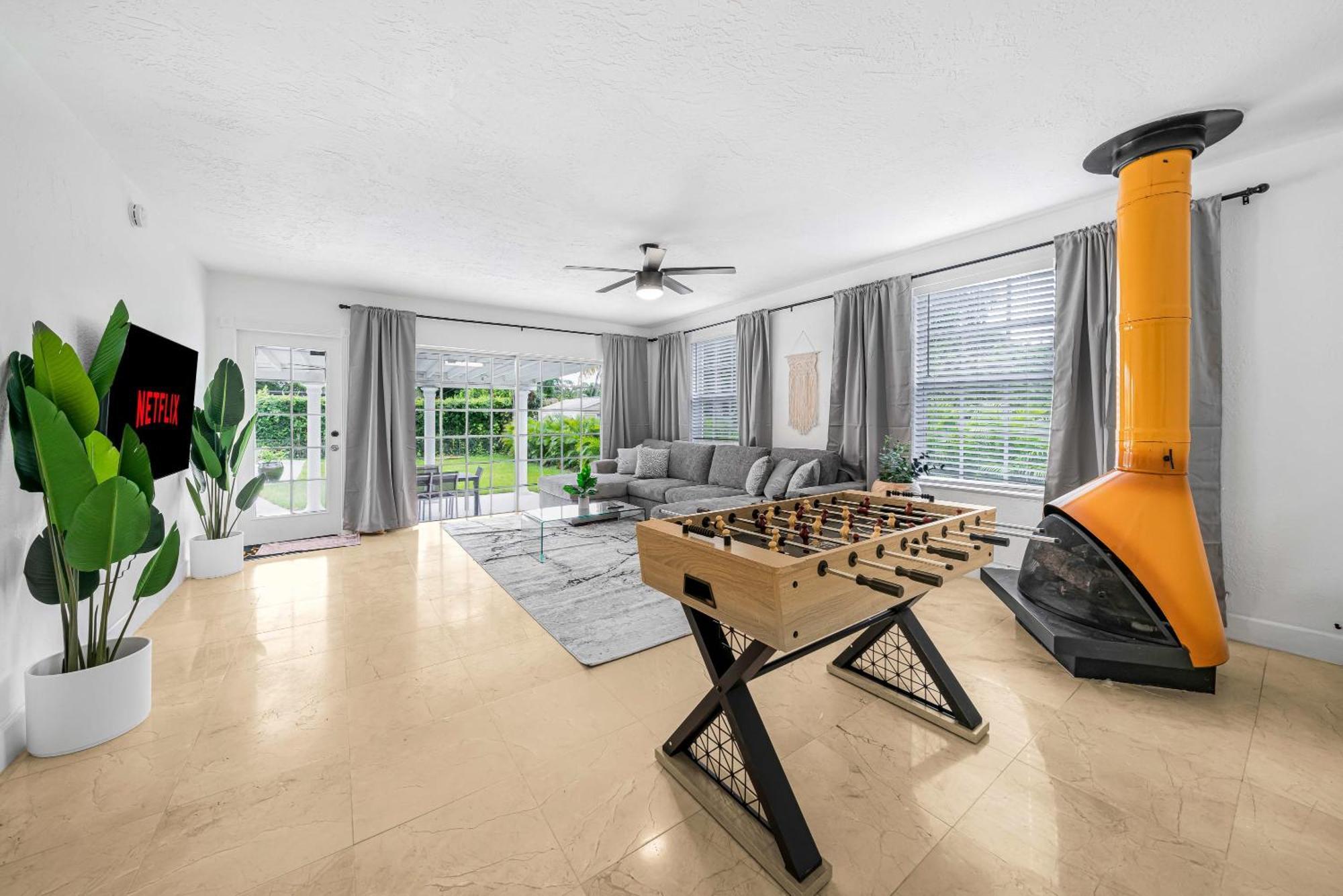 Villa New Tropical Oasis Retreat In Miami Exterior foto